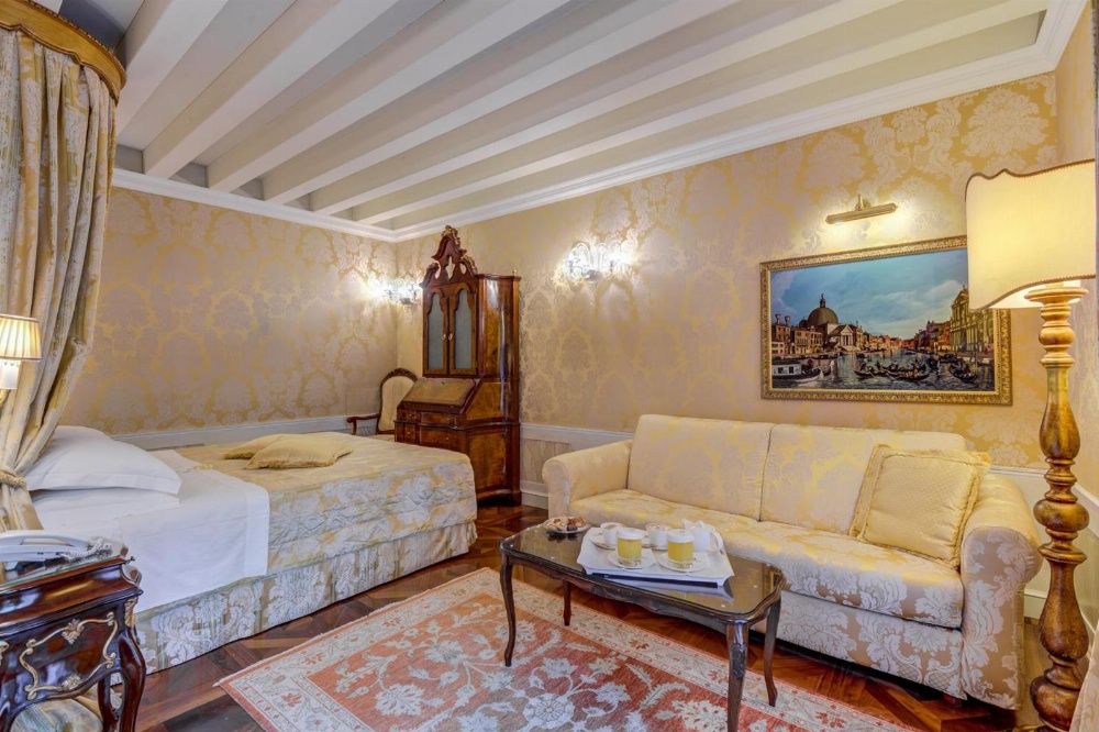 Canal Grande Main image